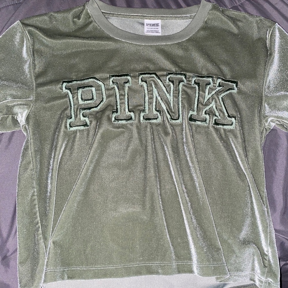 Green Pink velvet t-shirt